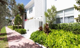 Kasa Collins Park Miami Beach Convention Center