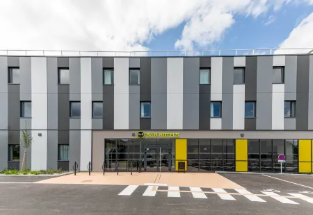 B&B Hotel Mulhouse Bâle Aéroport Отели в г. Эженхейм