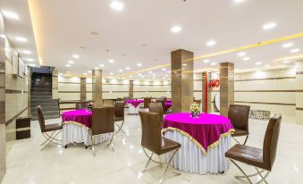 Hotel Red Castle 4 Star