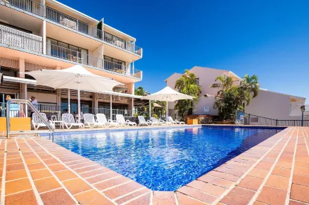 Ocean Views 16 Отели рядом с достопримечательностью «Port of Airlie»