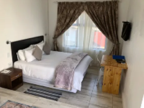 Muco Guest House โรงแรมในแซนด์ตัน