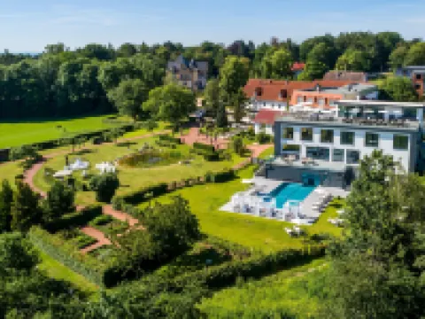 ロマンティック ホテル シュヴァネフェルト メラーネのホテル