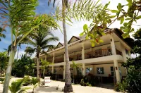 Ocean Vida Beach and Dive Resort Các khách sạn ở Daanbantayan