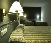 Hotel Santa Anna Hotels near Platja de l'Estartit