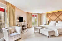 Hotel Barrière Fouquet's Paris