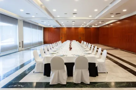 Eurostars Don Cándido Отели рядом с достопримечательностью «Bosc de Pedra Santa»