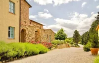 Luxury Resort in the Tuscan Countryside
