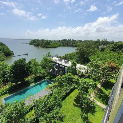 Splendour Residence Hotels near Polwaththa Shopping Complex