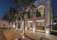 โรงแรม ชาริอต