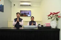 Crayon Hotels - 2-Star