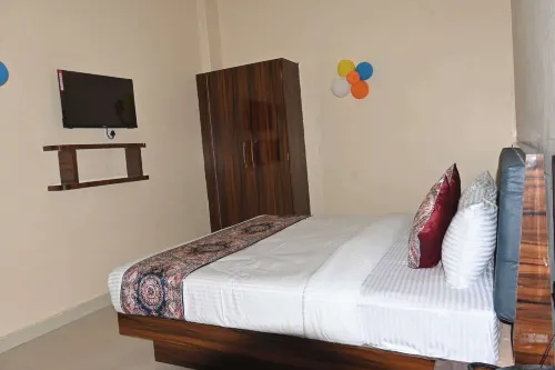GK Hotel and Restaurant Hotels in Sehmalpur
