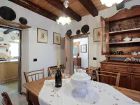 Charming Alpine Retreat for 9