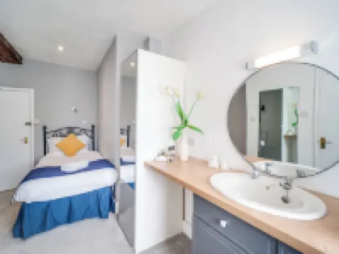 The Beaufort Hotel Hotels in Chepstow