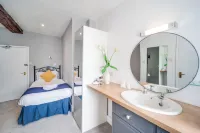 The Beaufort Hotel Hotels in 