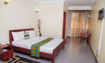 Kenendia Hotel