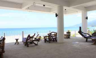 Laiya White Cove Beach Resort
