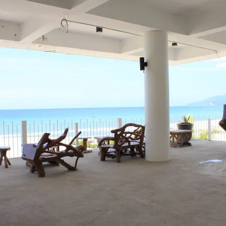 Laiya White Cove Beach Resort Отели в г. Сан Хуан