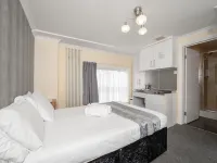 Flexistay Tulsi Aparthotel Hotels near Croydon Clocktower