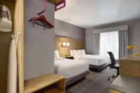 Park Inn by Radisson Florence, SC Hotel a 