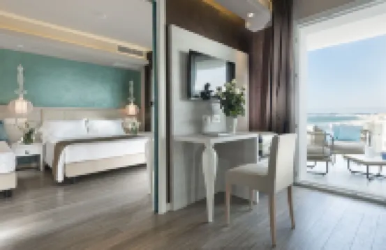 호텔 앰배시아토리 리치오네