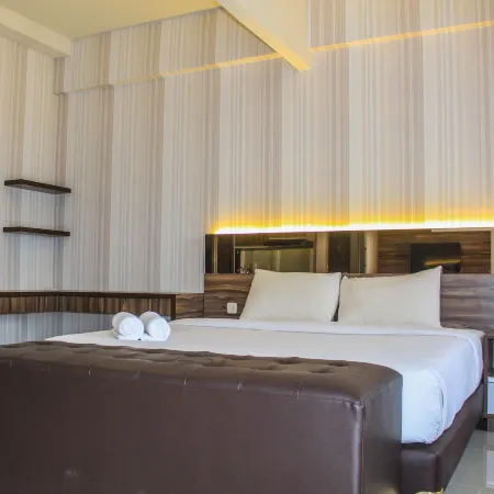 Minimalist and Stylish Studio Parkland Avenue Apartment