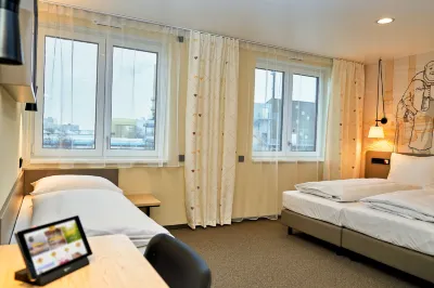 McDreams Hotel München Nord Hotels in der Nähe von Hollerner See