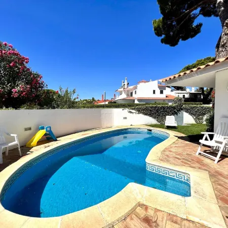 Vilamoura Traditional Villa with Pool by Homing