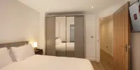 WS Flat 1 in Swindon - Apartments