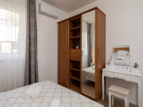 Apartments Tomas