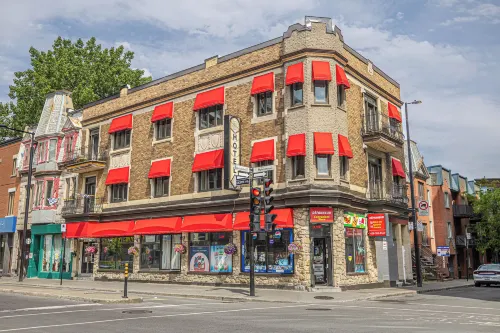 Hotel le Coach Hotels in Montreal