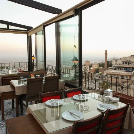 Tuğhan Hotel