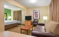 Extended Stay America Select Suites - Atlanta - Vinings - Parkplatz