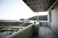 Pharos Apartments - Mountain view