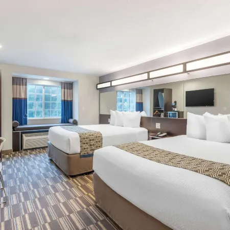 Microtel Inn & Suites by Wyndham Brooksville