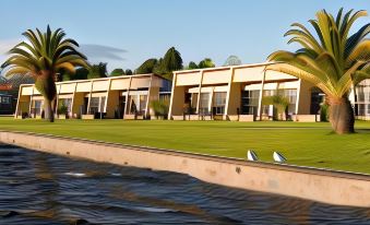 Oasis Beach Resort