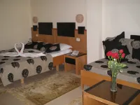 Hotel les Palmiers Hotels in Shaline