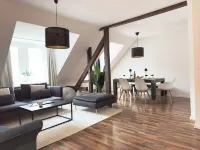 Sehr Großes Maisonette Apartment in Bestlage