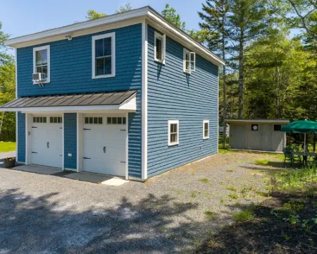 cozy 1 bedroom, 1 bath, sleeps 4 fully equipped apartment Hotels in Boothbay