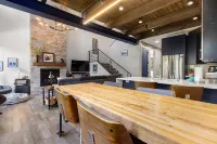 Luxurious Amenities and Scenic Views - Stunning Keystone Retreat