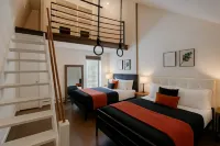 Game Den and Home Theater Oasis - Stunning Alpine Lodge Hotels in Medusa