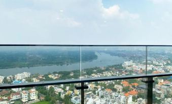 Lumiere Riverside - Raymond Holm - Luxurious 5-Star Apartment