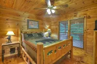 Charming Cabin with Hot Tub and Mountain View - Quaint Getaway Retreat Hotels in Fannin County