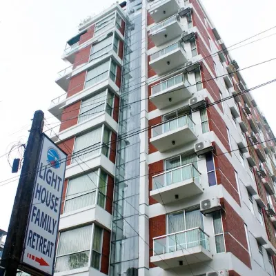 Lighthouse Family Retreat Hotels near শৈবাল বিচ পয়েন্ট
