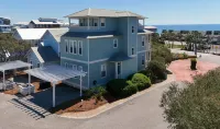 Tranquil Beach Access and Spacious Living - Charming Coastal Retreat