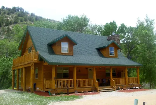 Luxurious Log Cabin with River Access - Charming Nature Retreat Hotels in Glendale