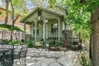 Cozy Retreat - Private Hot Tub | WiFi | Golden Blocks Walk