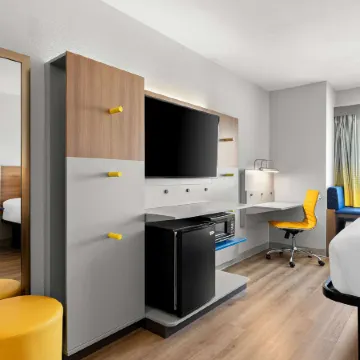 Microtel Inn & Suites by Wyndham Tulsa / Catoosa Route 66