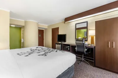 Sleep Inn Matthews-Charlotte Отели в г. Мэтьюз