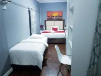 Kingsworth Inn Port Elizabeth Hotels in Bluewater Bay