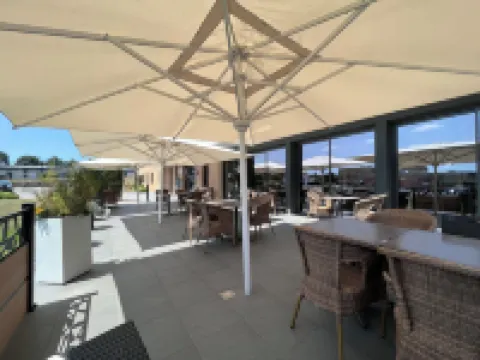 Brit Hotel - Hotel de l'Hippodrome Hotels in Ploermel